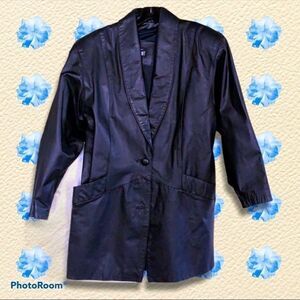 Vintage black 70’s leather jacket by COMINT Size M